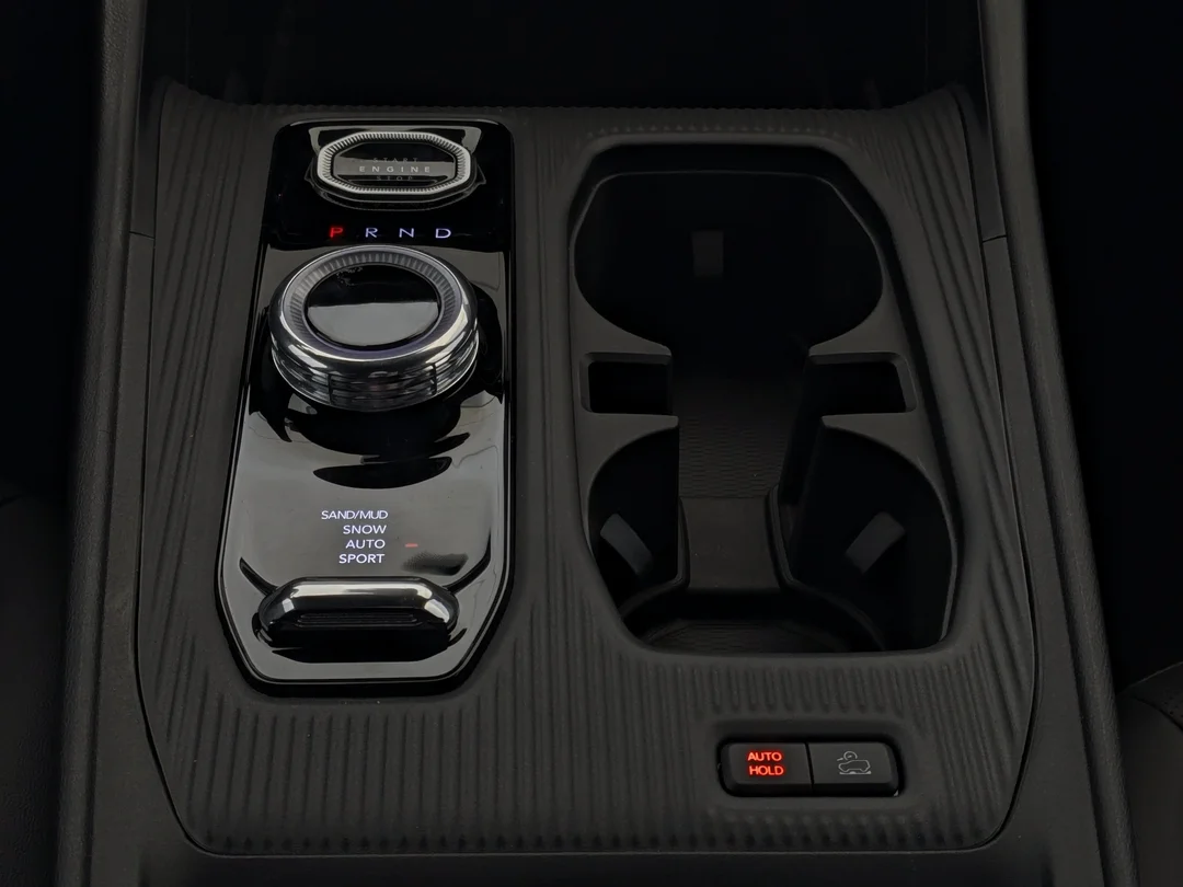 New 2026 Black Jeep Limited - - 4x4 - 1.6L Turbo Hybrid - Power Liftgate - Wireless Charging & More! image 25