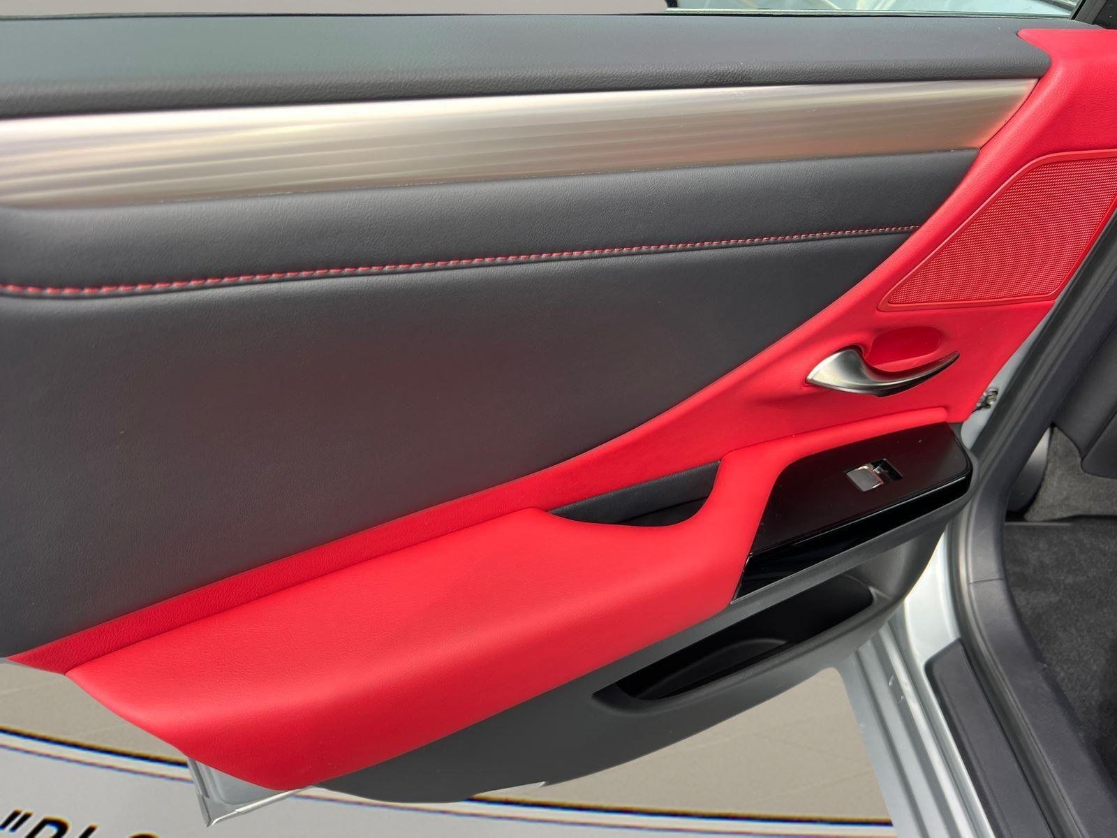 2022 Lexus ES F SPORT - Photo 22