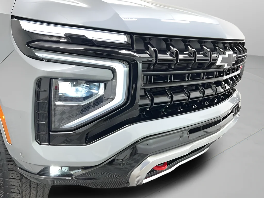 Used 2025 Sterling Gray Metallic Chevrolet Z71 image 44