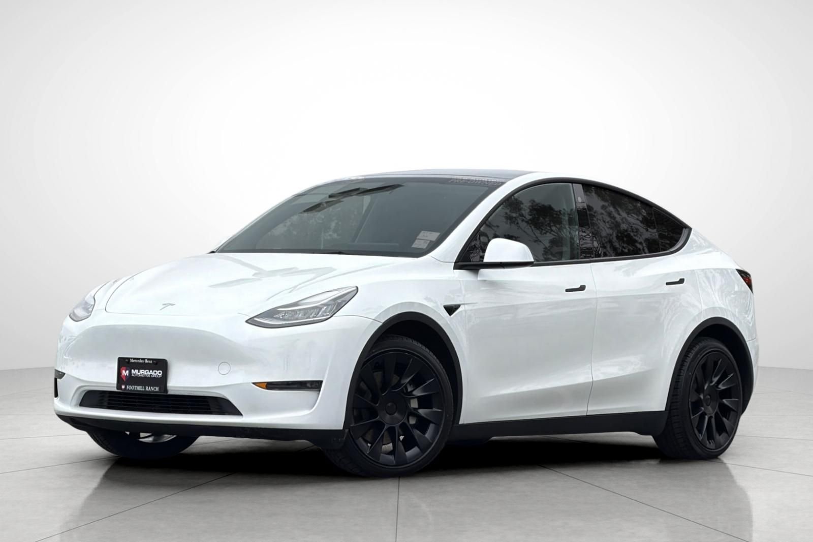 Used 2023 White Tesla Long Range image 1