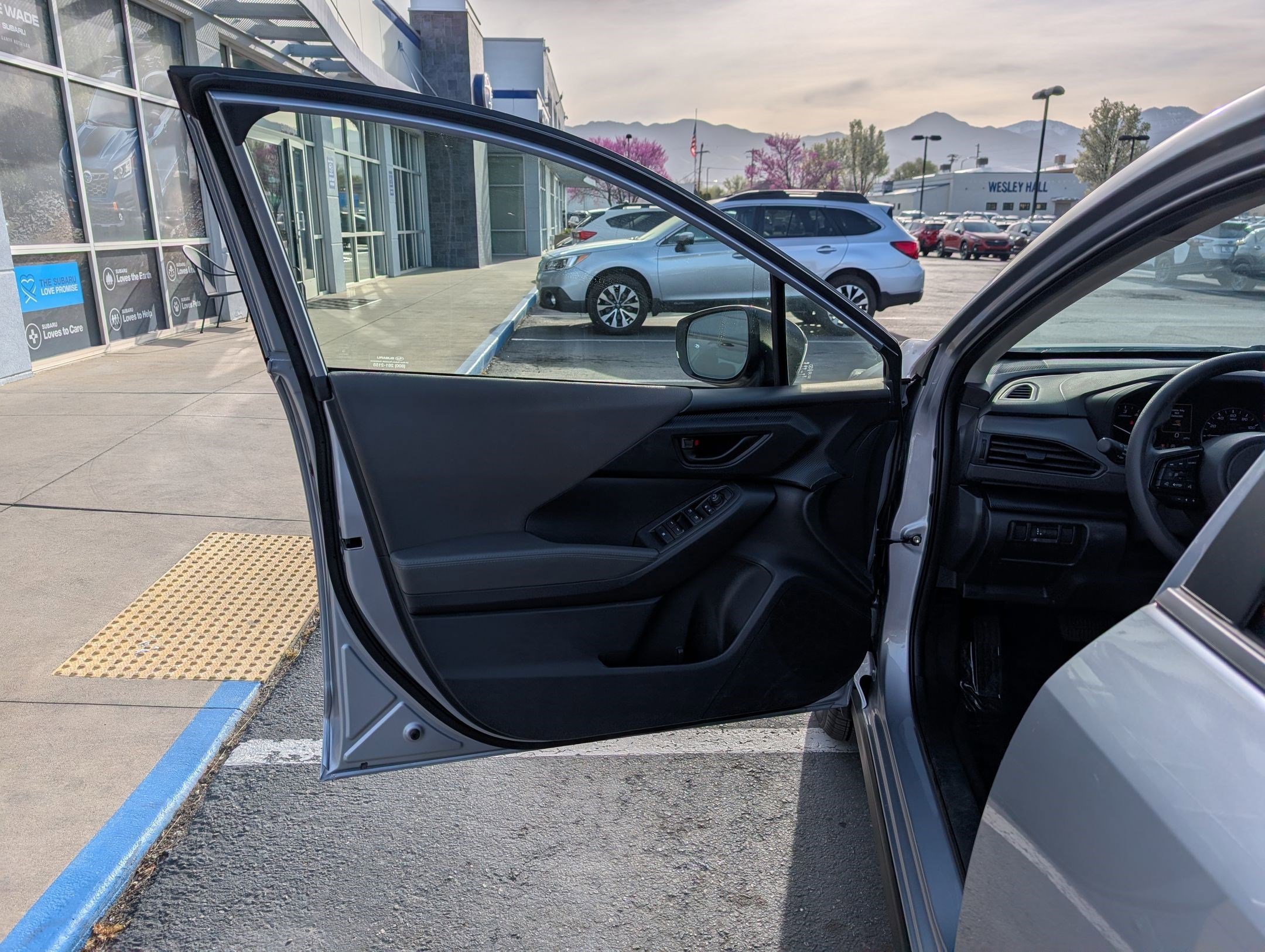 Used 2025 Ice Silver Metallic Subaru Premium image 12