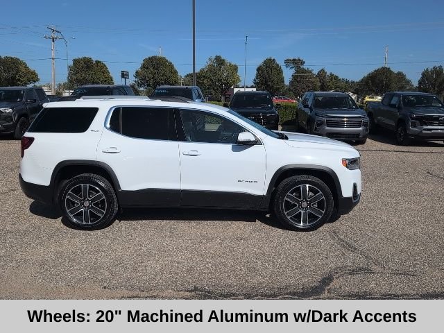 Used 2023 White GMC SLT image 17