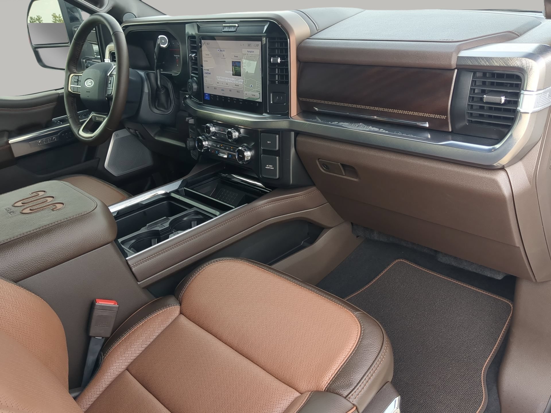 New 2026 Star White Metallic Tri-Coat Ford F-250® King Ranch® image 46