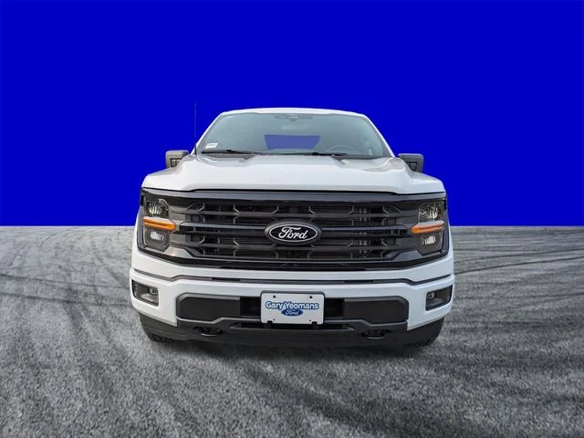 New 2026 Oxford White Ford XLT image 9
