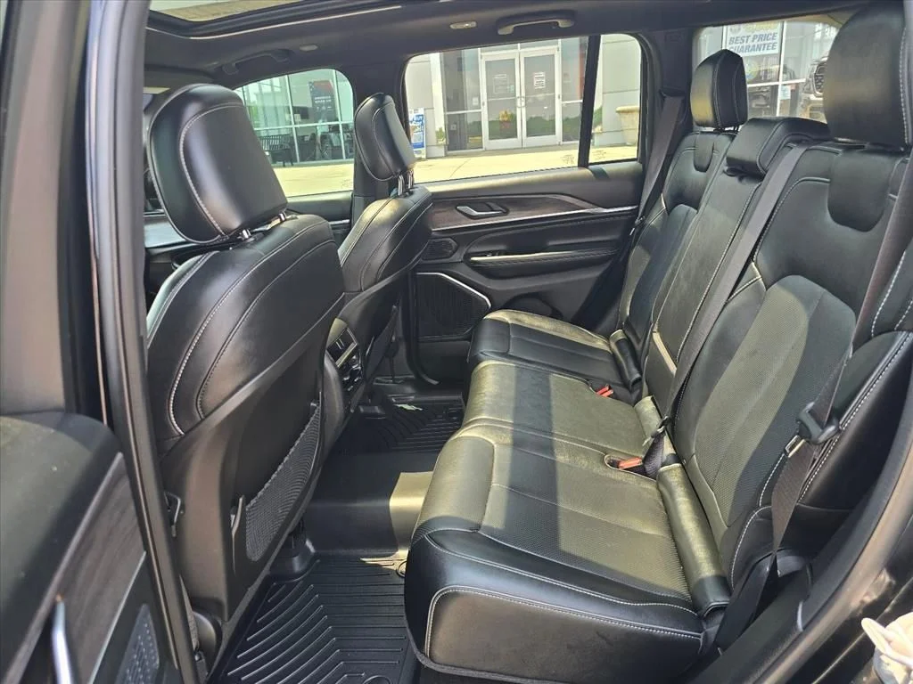 Used 2023 Black Jeep Overland image 13