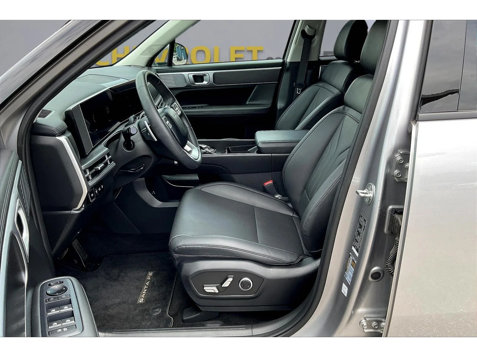 Used 2025 Gray Hyundai SEL image 18