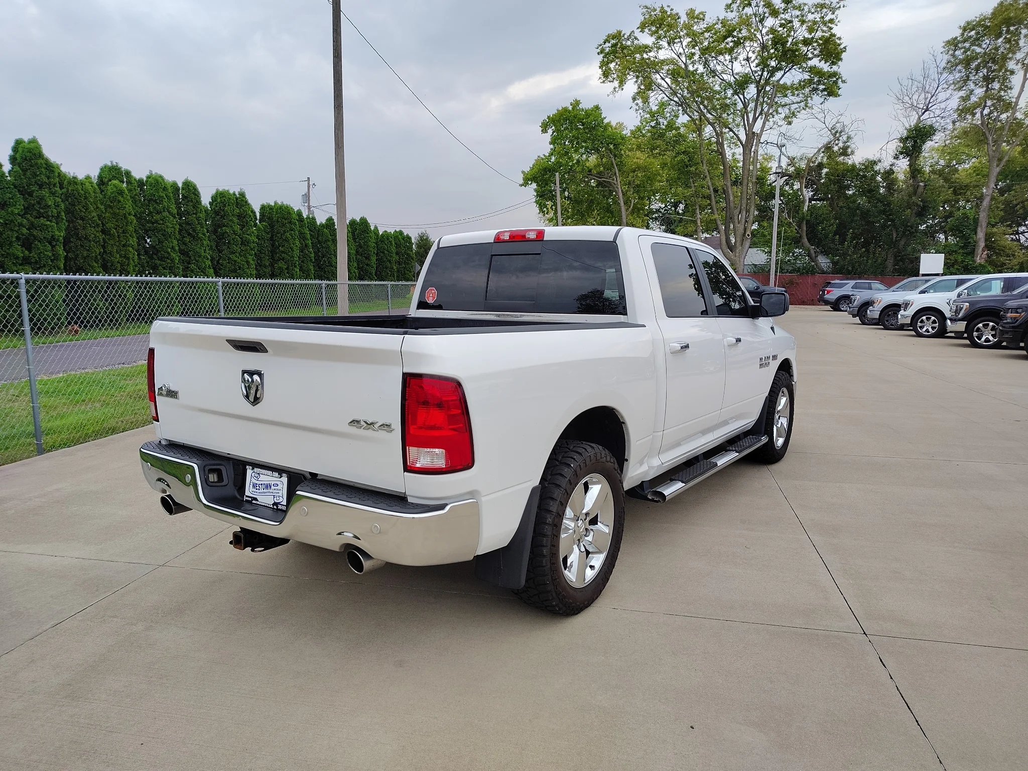 Used 2017 Bright White Clearcoat Ram Big Horn image 3