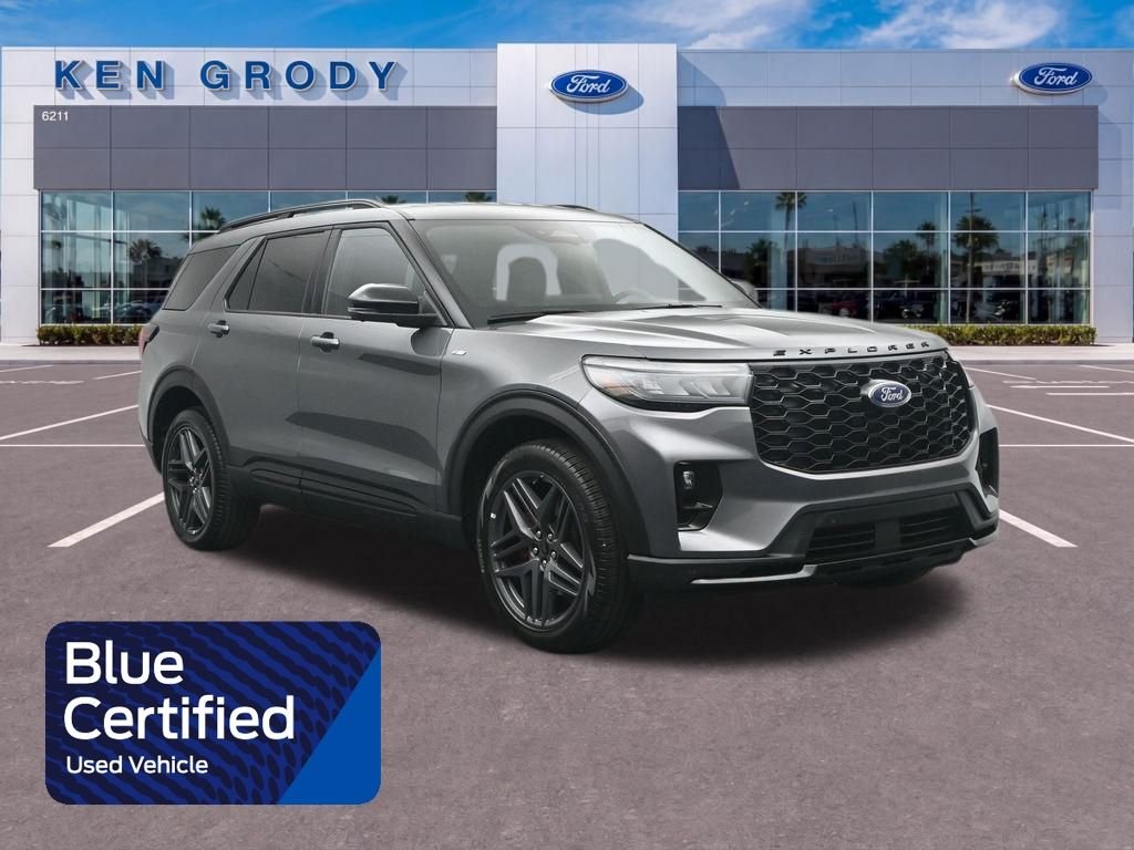 2025 Ford Explorer ST-LINE 4WD (PL535)'s photo