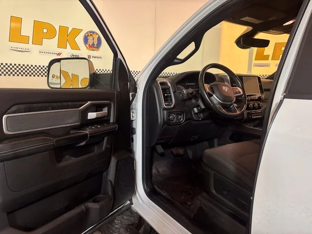 Used 2022 Bright White Clearcoat Ram Big Horn image 9
