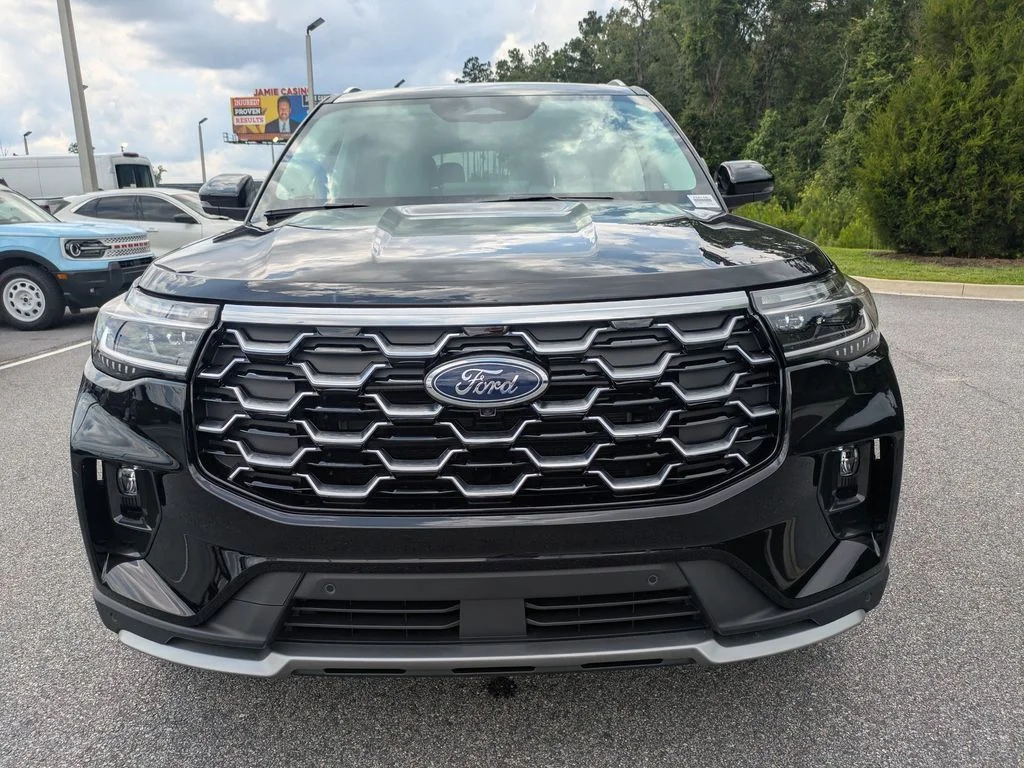 New 2026 Agate Black Metallic Ford Platinum image 10