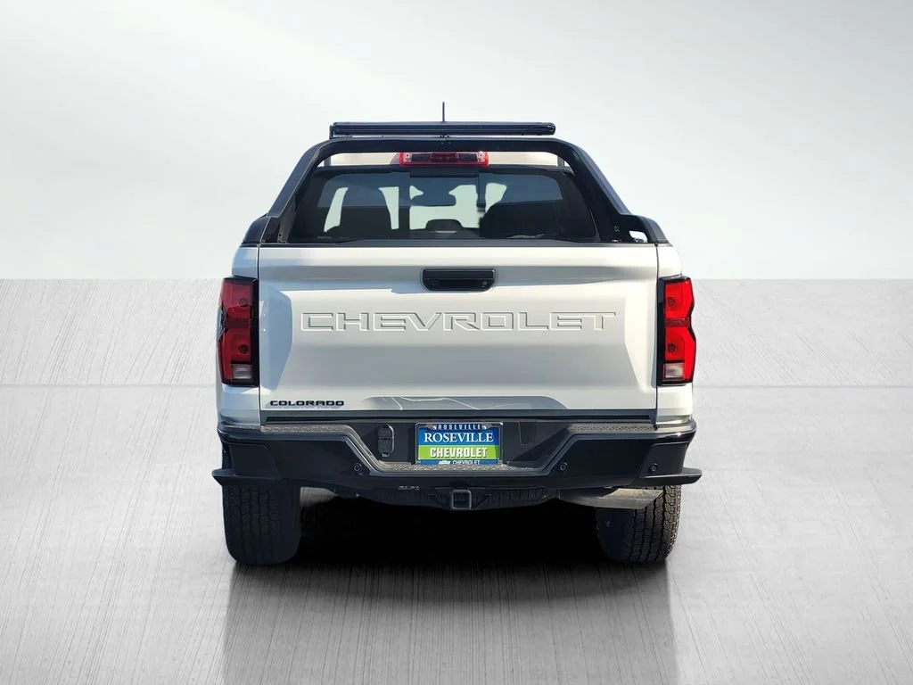 2025 Chevrolet Colorado Z71 - Photo 7