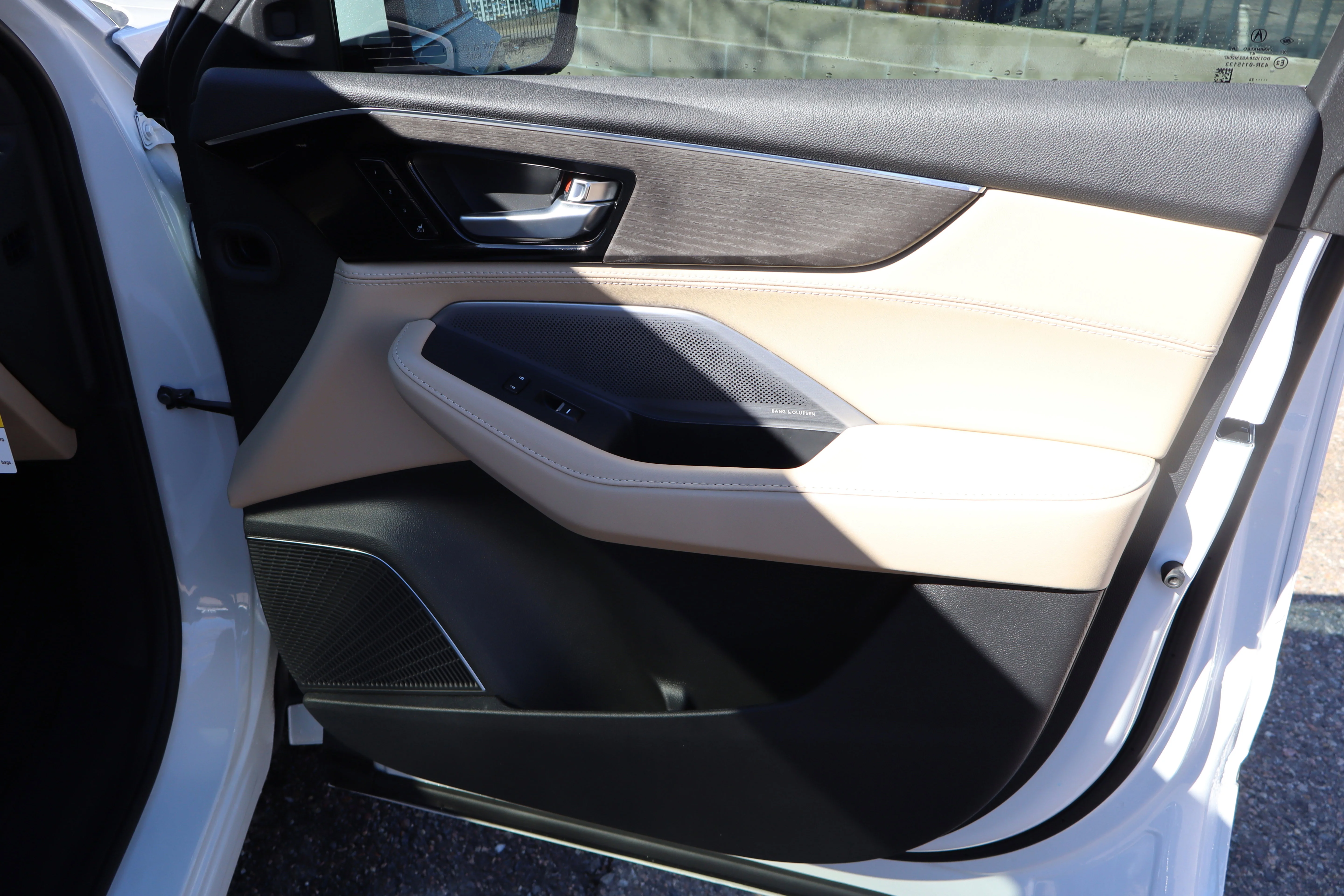 New 2026 Platinum White Pearl Acura w/Advance Package image 35