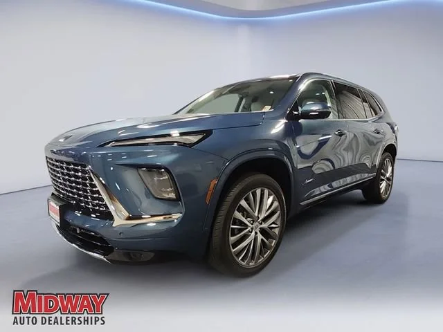 2026 Buick Enclave Avenir AWD's photo