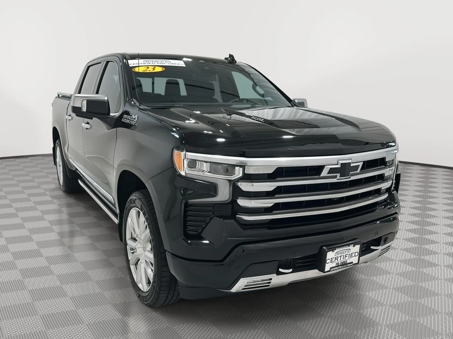 Used 2023 Black Chevrolet High Country image 7