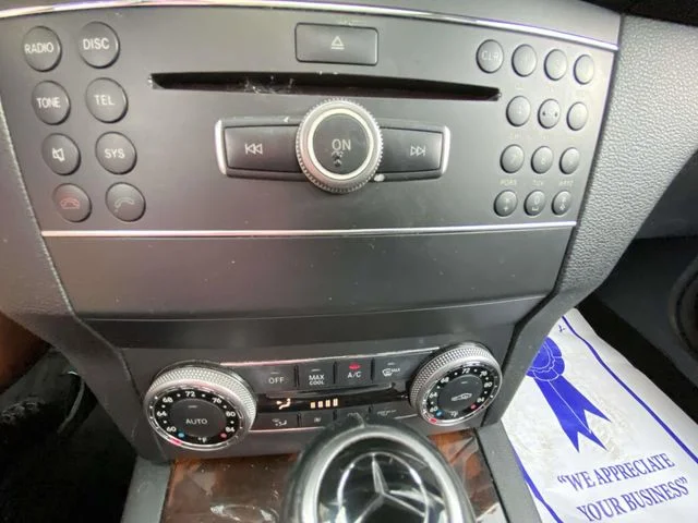 Used 2011 Black Mercedes-Benz GLK 350 image 18
