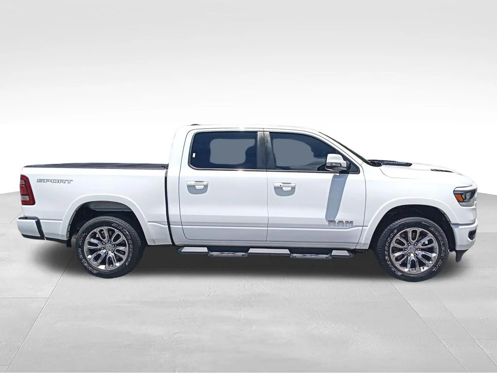 Used 2022 White Ram Laramie image 7
