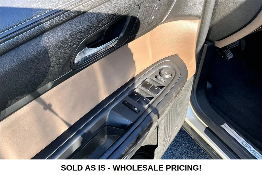Used 2014 Gold GMC SLT-1 image 24