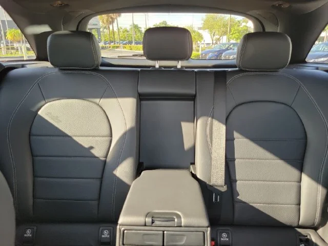 Used 2022 Black Mercedes-Benz GLC 300 image 27