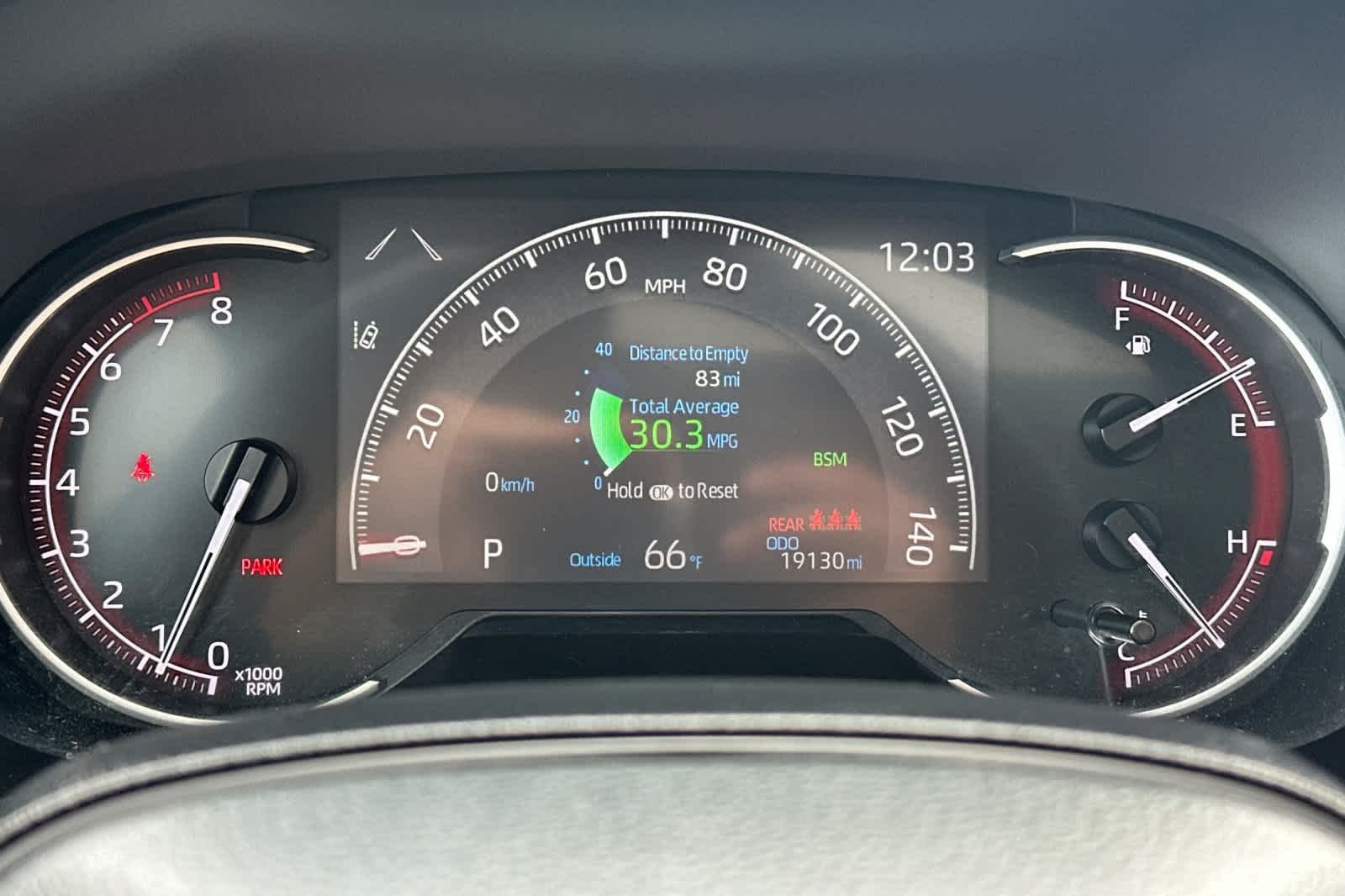 2025 Toyota RAV4 XLE - Photo 23