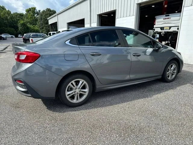 Used 2018 SATIN STEEL METALLIC Chevrolet LT image 5