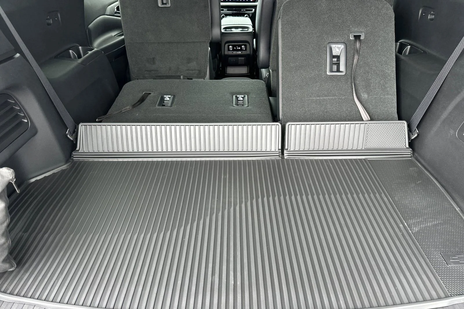 2025 Chevrolet Traverse LT - Photo 17
