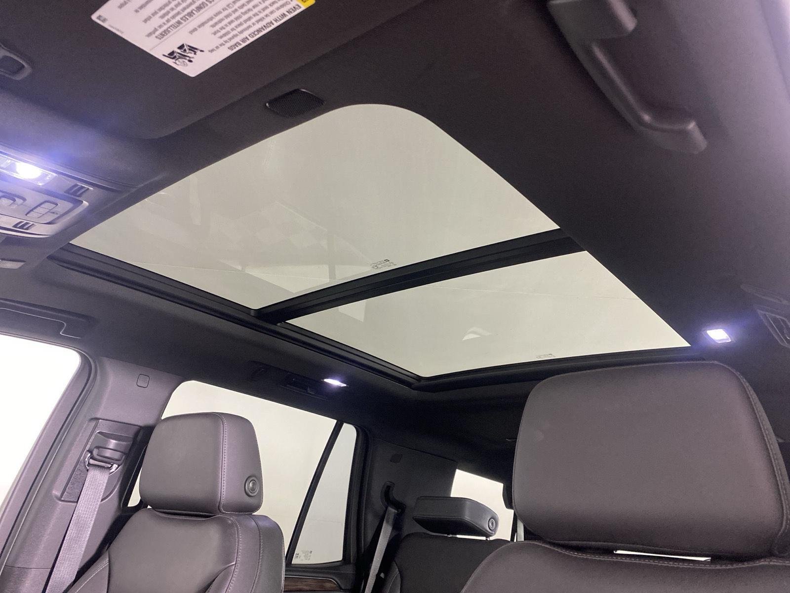 Used 2023 Summit White Chevrolet Z71 image 23