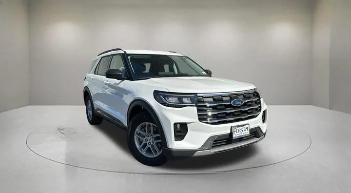 2026 Ford Explorer's photo