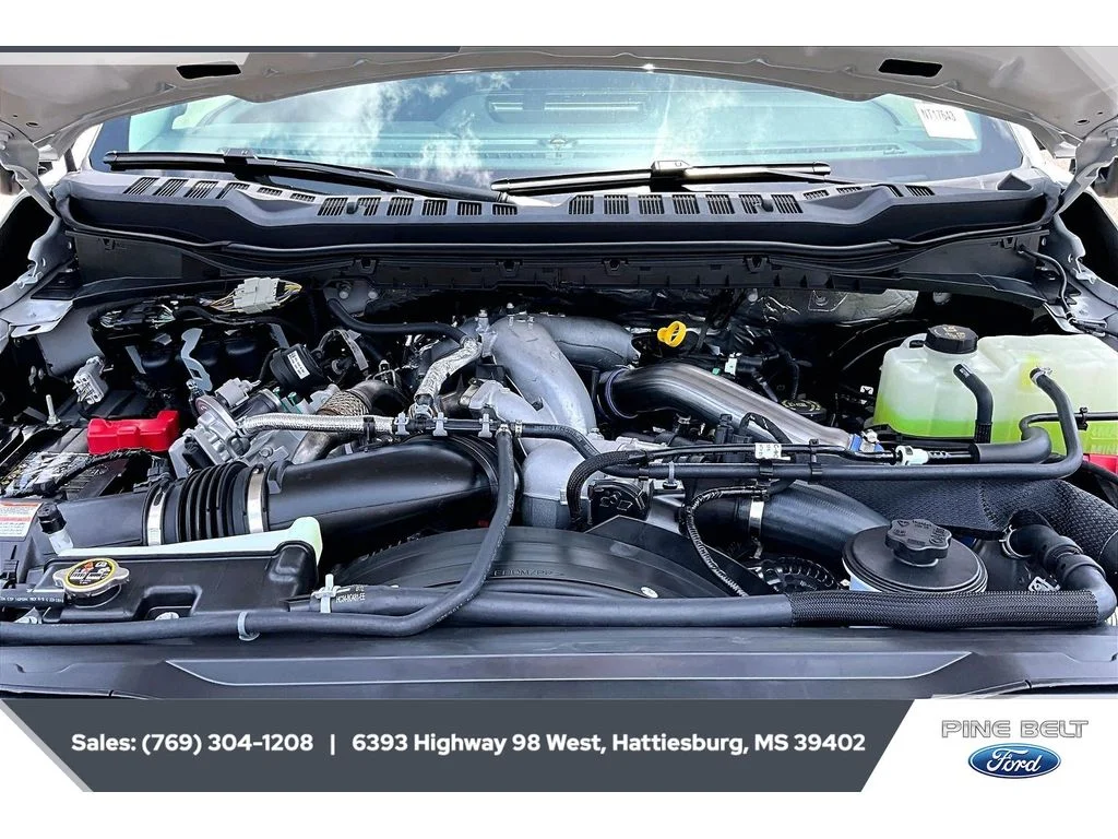 New 2026 Avalanche Ford F-250® XLT image 8