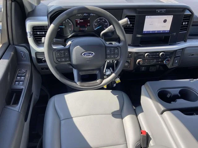 New 2026 Oxford White Ford XL image 10