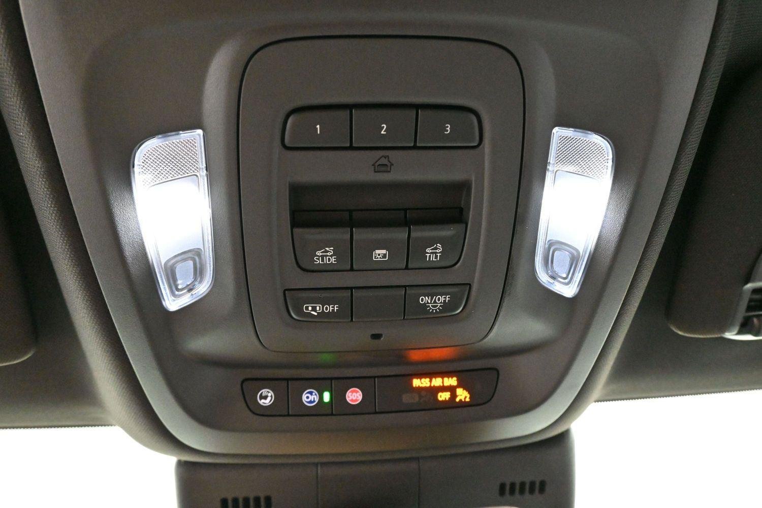 Used 2025 Summit White Cadillac V-Series image 29