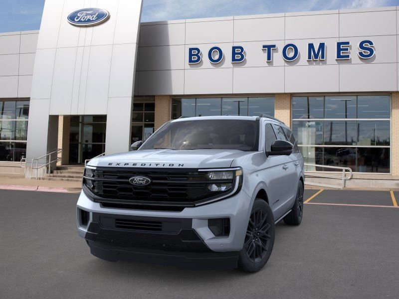 New 2026 Glacier Gray Metallic Tri-Coat Ford Platinum® image 2