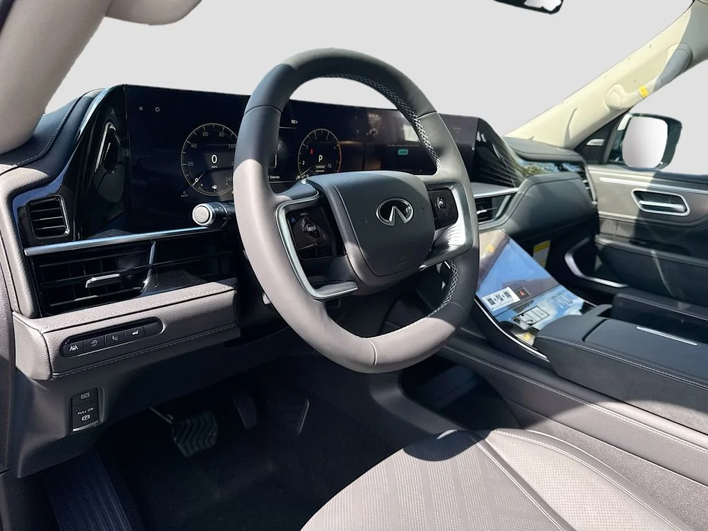 New 2027 DYNAMIC METAL INFINITI Luxe 4WD image 9