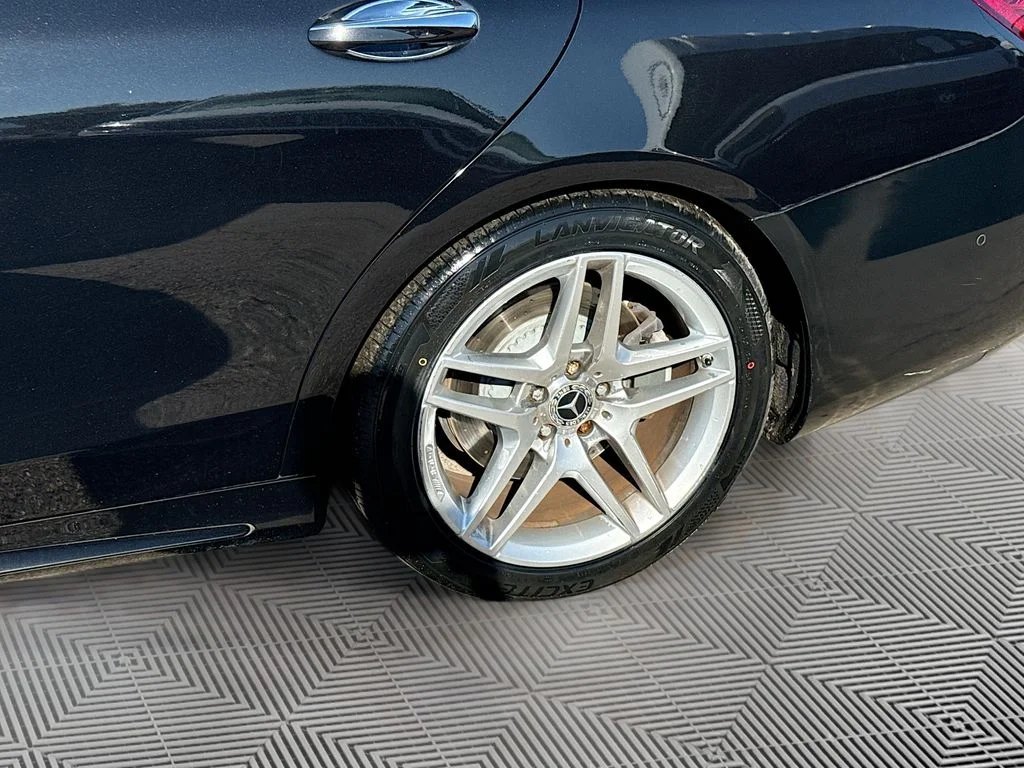 Used 2019 Black Mercedes-Benz S 560 image 36
