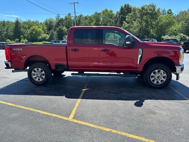 Used 2023 Vermillion Red Ford  image 4
