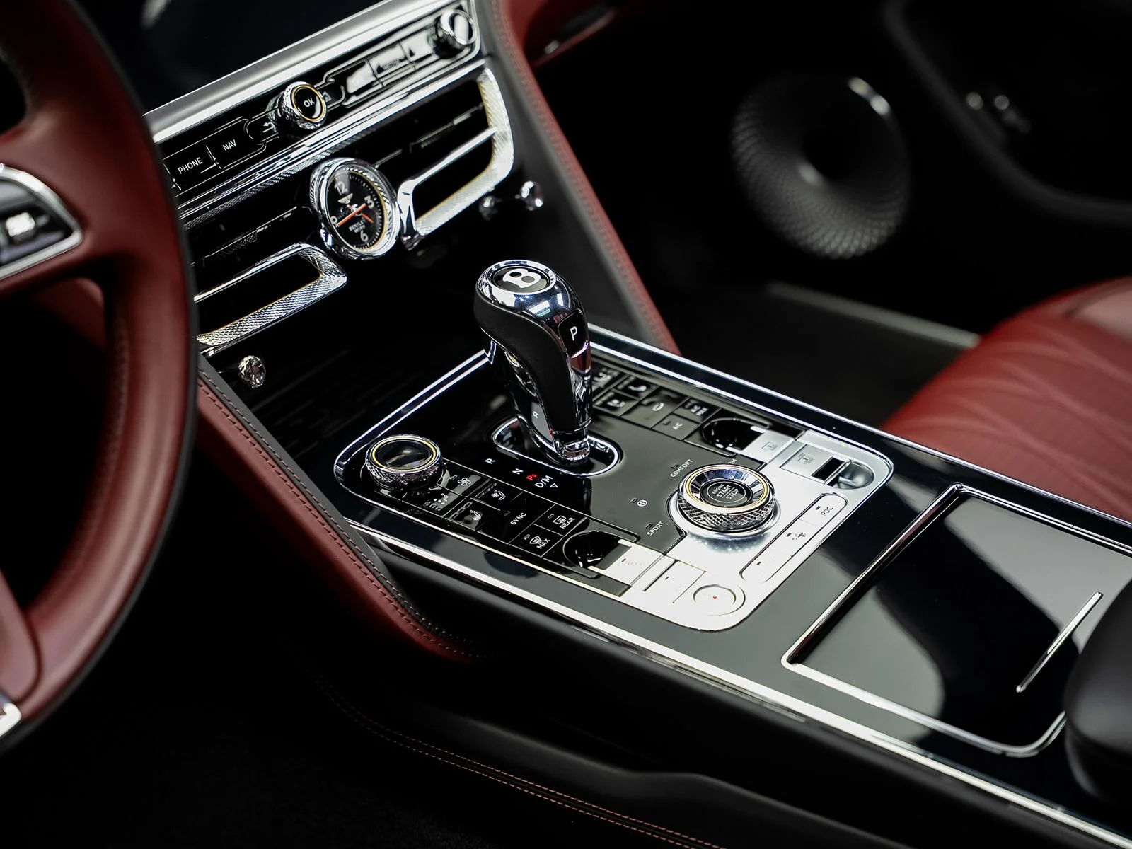 Used 2022 Silver Bentley W12 image 57