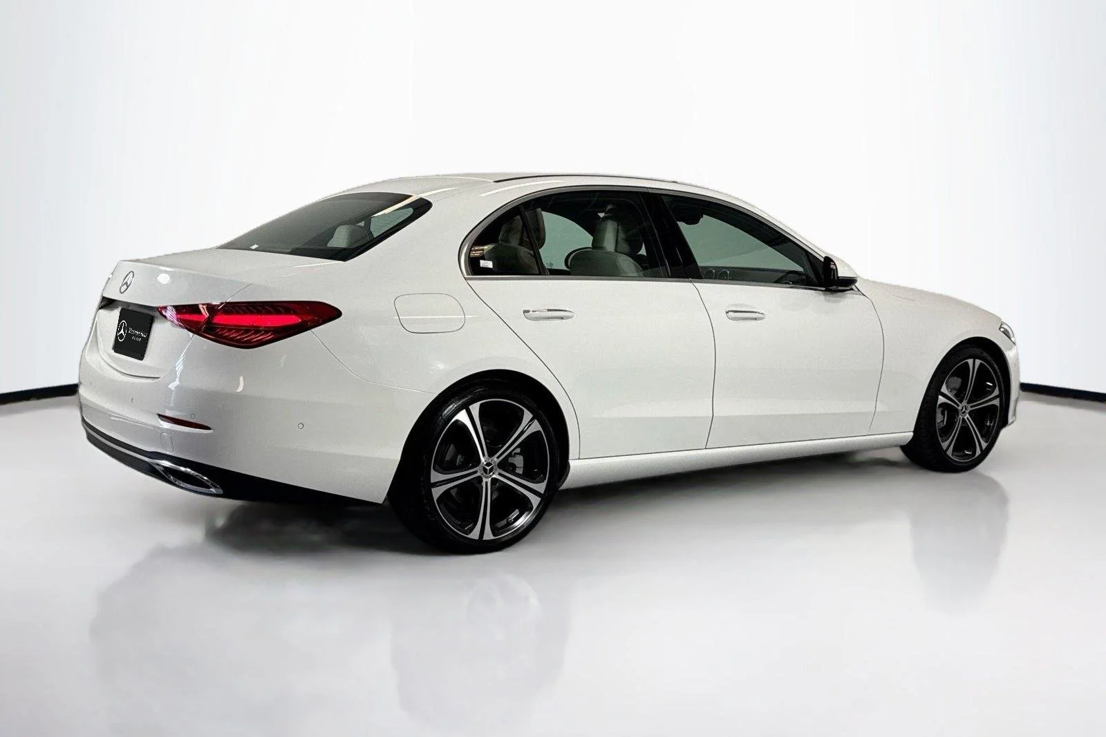 Used 2024 Polar White Mercedes-Benz C 300 image 5