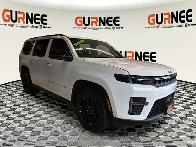 New 2026 Bright White Clear-Coat Exterior Paint Jeep Limited Reserve image 12
