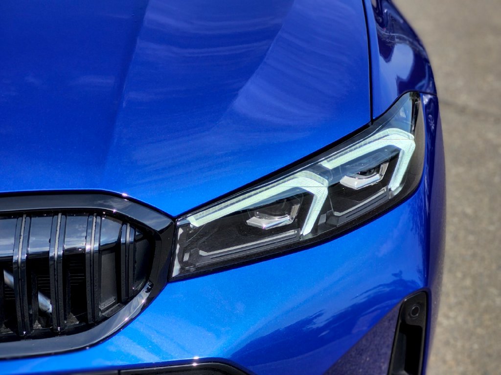 New 2026 Blue BMW 330i xDrive image 10