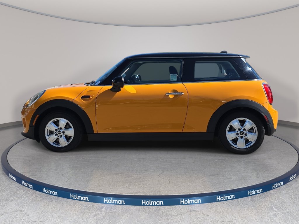 Used 2015 Orange MINI Base image 9