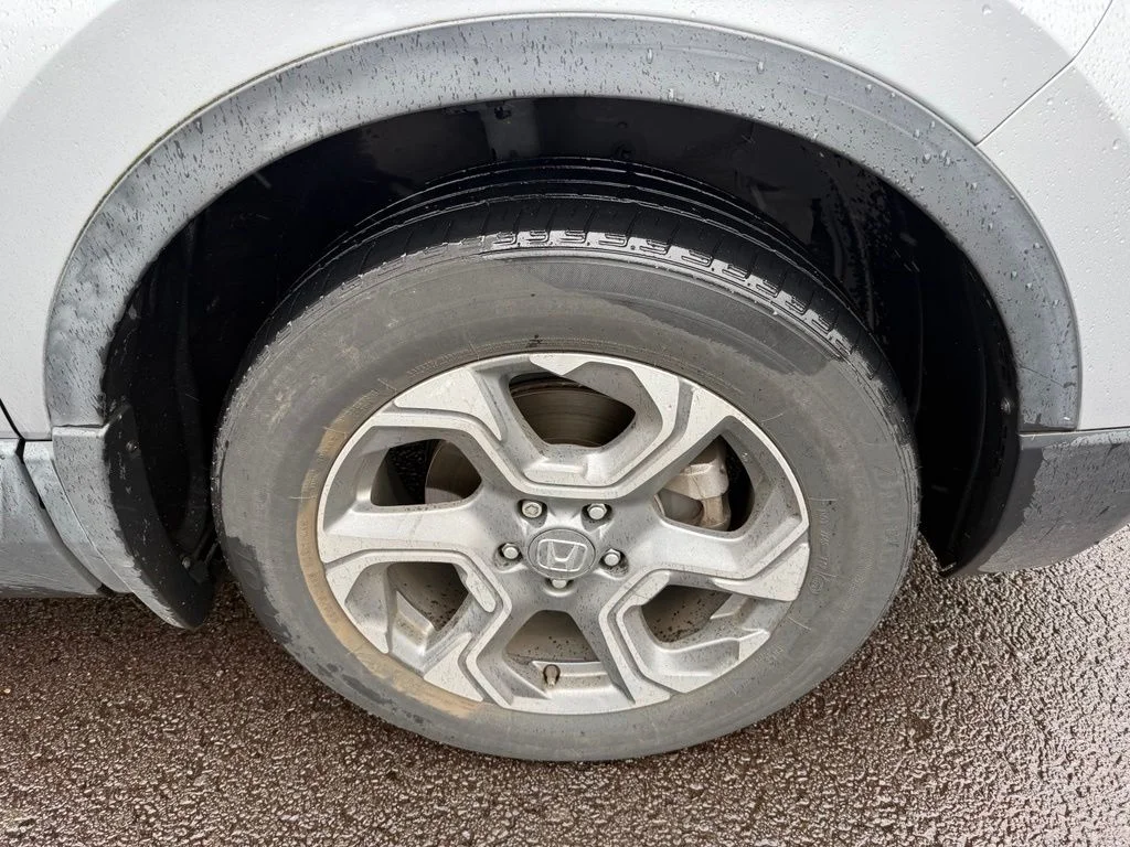 Used 2017 Lunar Silver Metallic Honda EX image 24