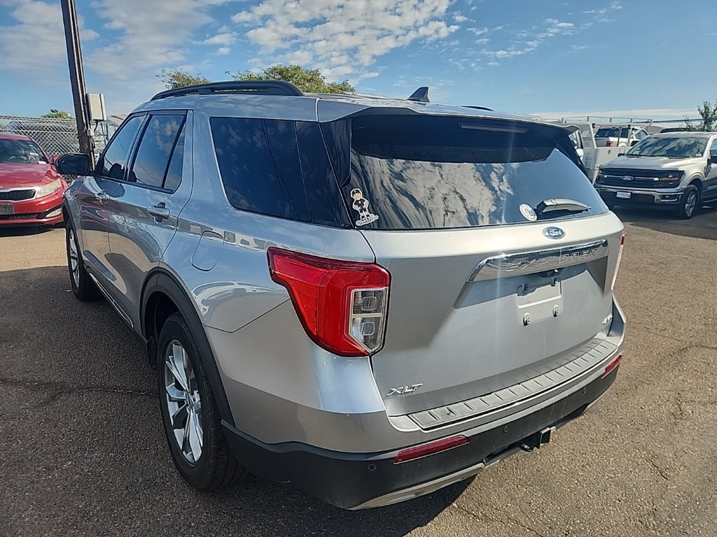 Used 2023 Silver Metallic Ford XLT image 10