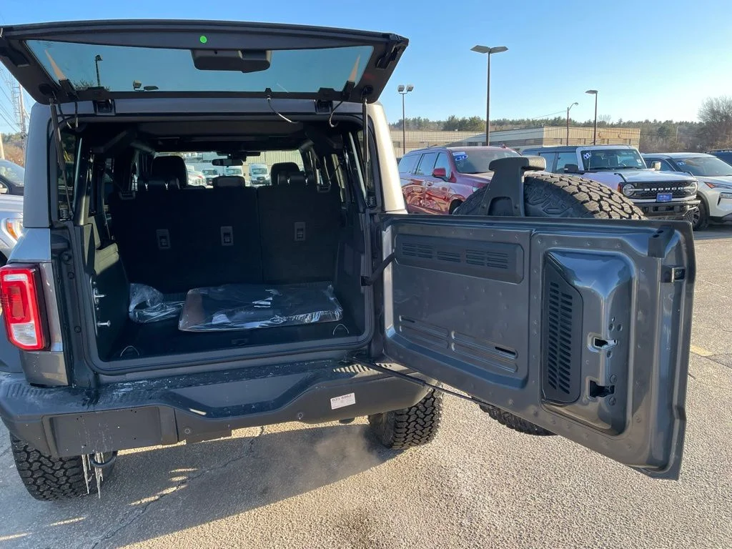 New 2026 CARBONIZED GRAY Ford Big Bend image 24