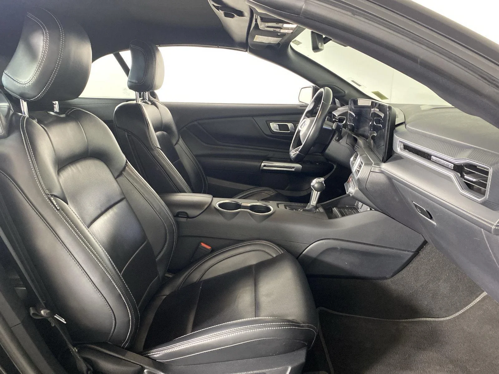 Used 2024 Shadow Black Ford EcoBoost Premium image 26