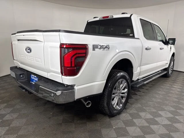 New 2026 Star White Metallic Tri-Coat Ford Lariat image 3