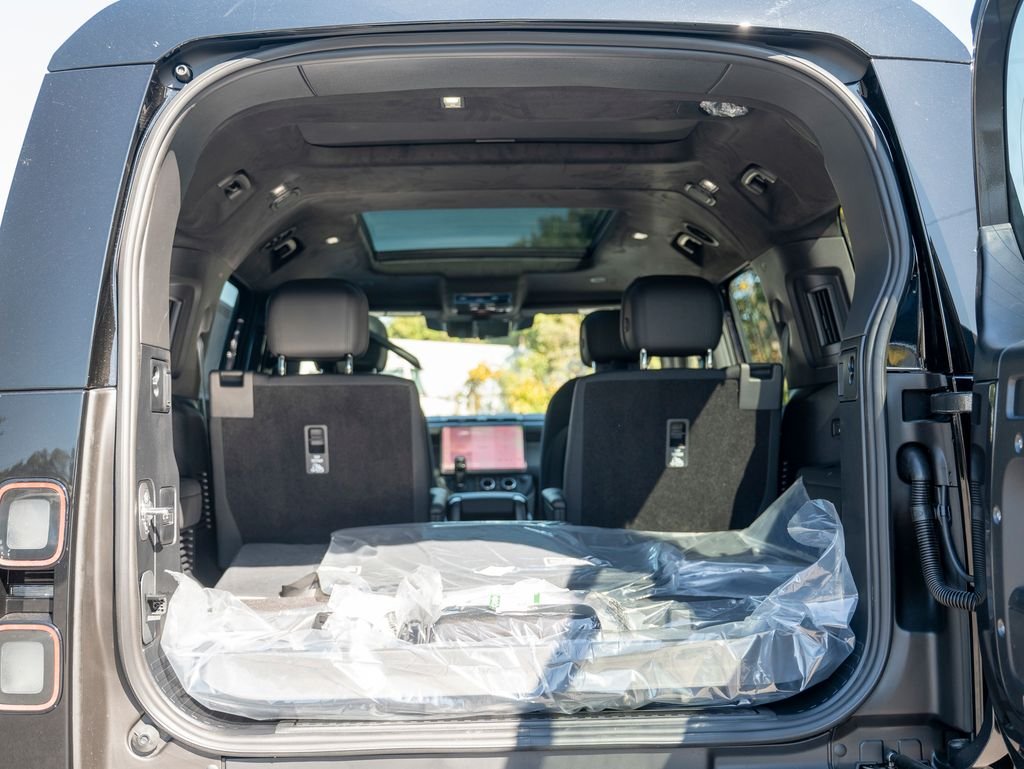 2026 Land Rover Defender V8 - Photo 26