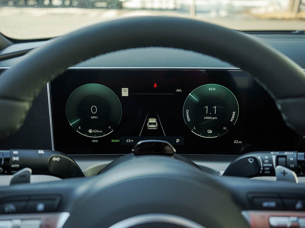 New 2026 Ecotronic Gray Hyundai Limited AWD image 23