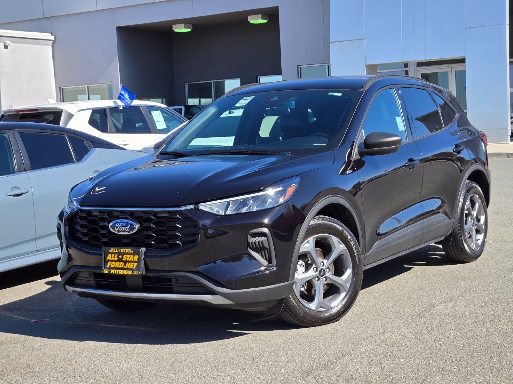 Certified Used 2025 Black Metallic Ford ST-Line image 8