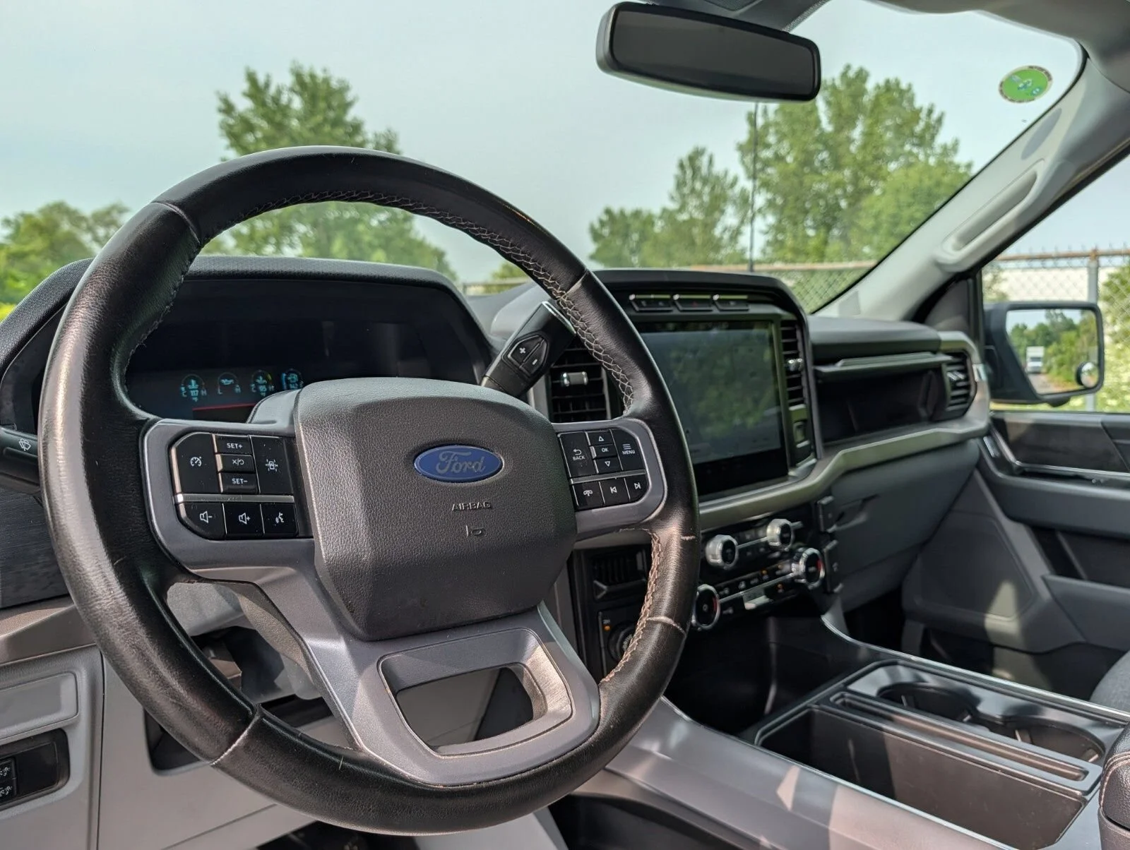 Used 2024 Black Ford XLT image 27