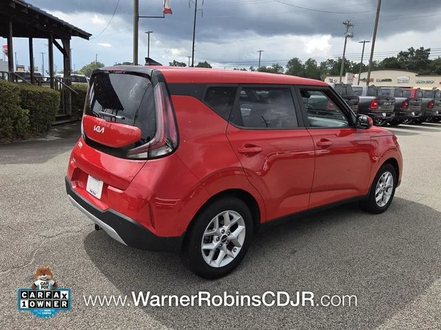 Used 2025 Red Kia LX image 15