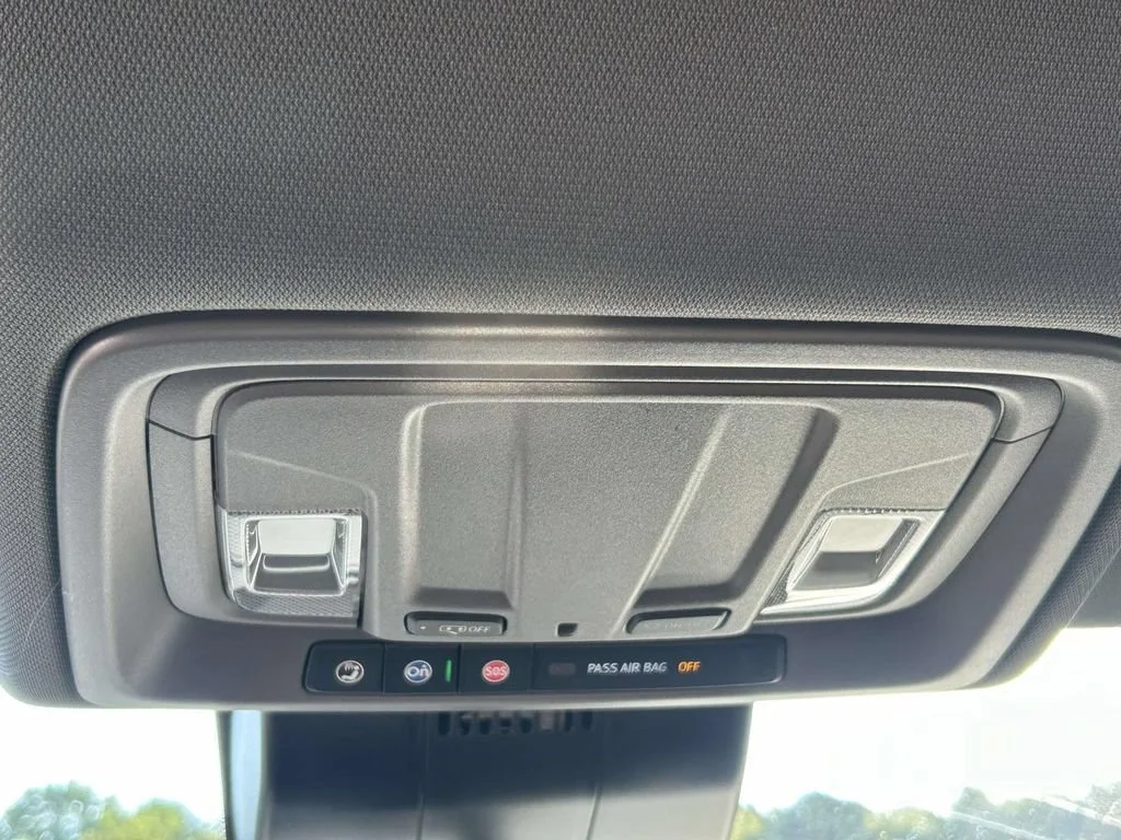 New 2026 Onyx Black GMC Elevation image 24